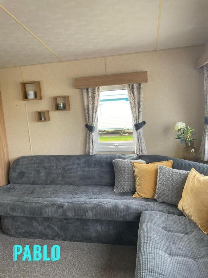 Towyn Six Berth En Suite Caravan Рил Екстериор снимка