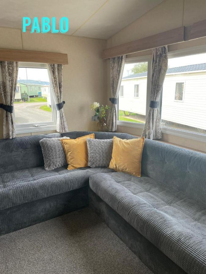 Towyn Six Berth En Suite Caravan Рил Екстериор снимка